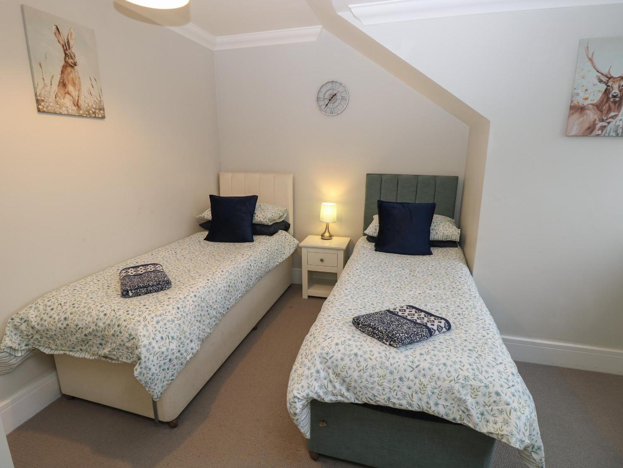 Rookley Lake Cottage Вентнор Екстериор снимка